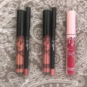 5 Kylie Cosmetics Items!